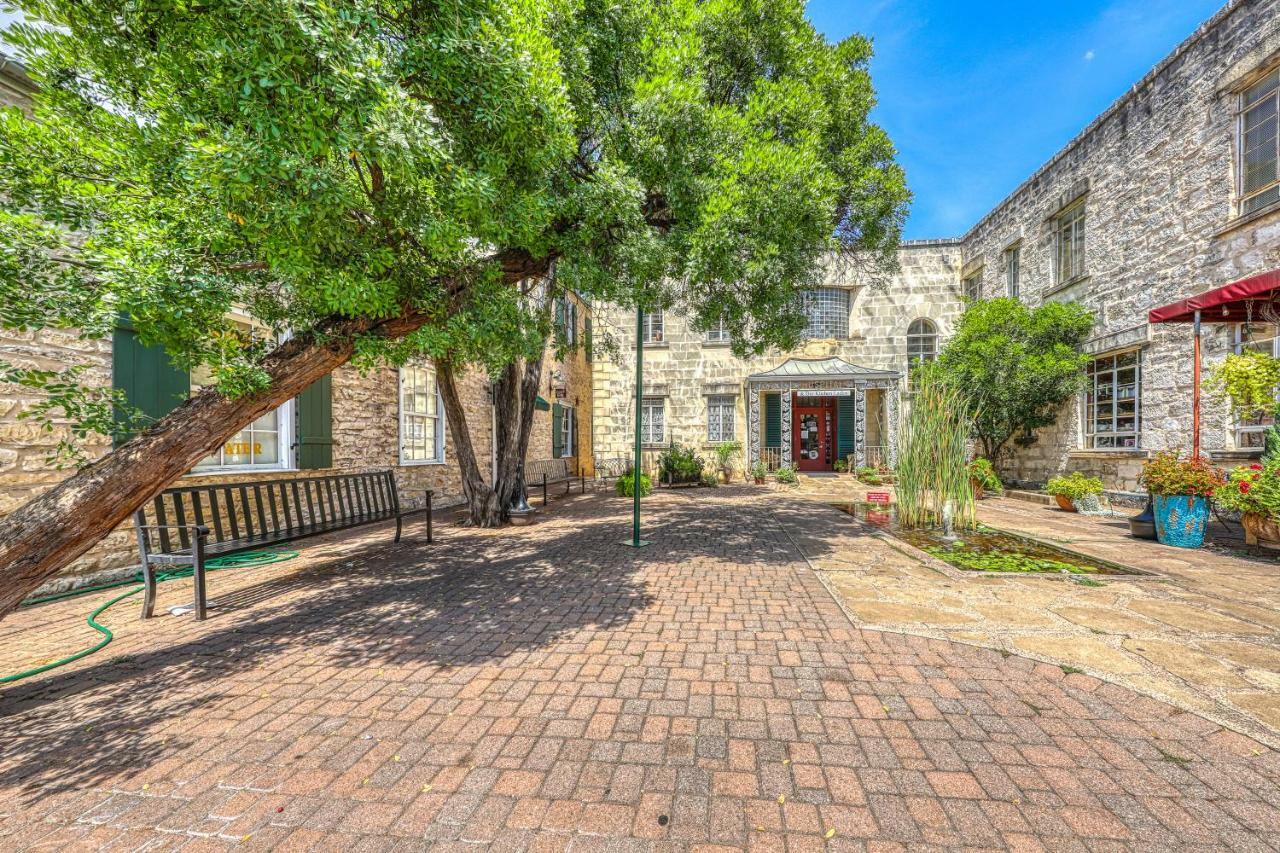 Eden's Gate Villa Fredericksburg Exteriör bild